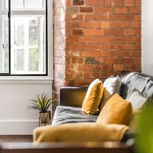 Chic One Bed Apartment- Living In Converted Cocoa Warehouse Parking Apartment