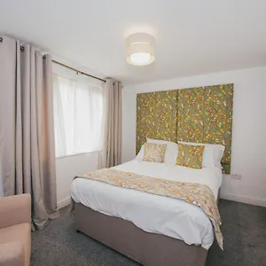River Court By Payman Club , Cambridge (Cambridgeshire) United Kingdom
